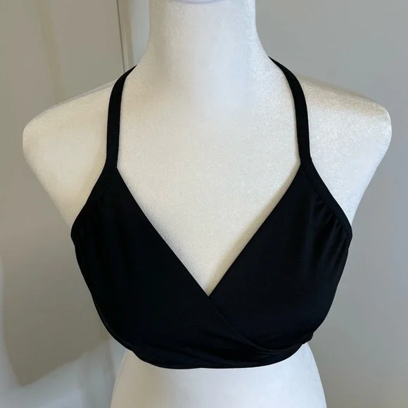 VICTORIAS SECRET PINK Black Wrap Bralette - FREE SHIPPING on Bundles $85+ - Picture 3 of 14